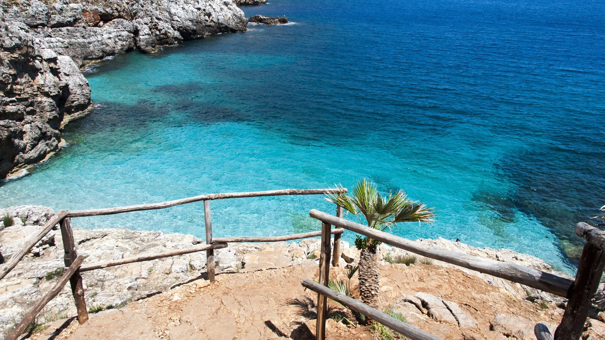 Favignana- isole egadi-discesa-su-mare