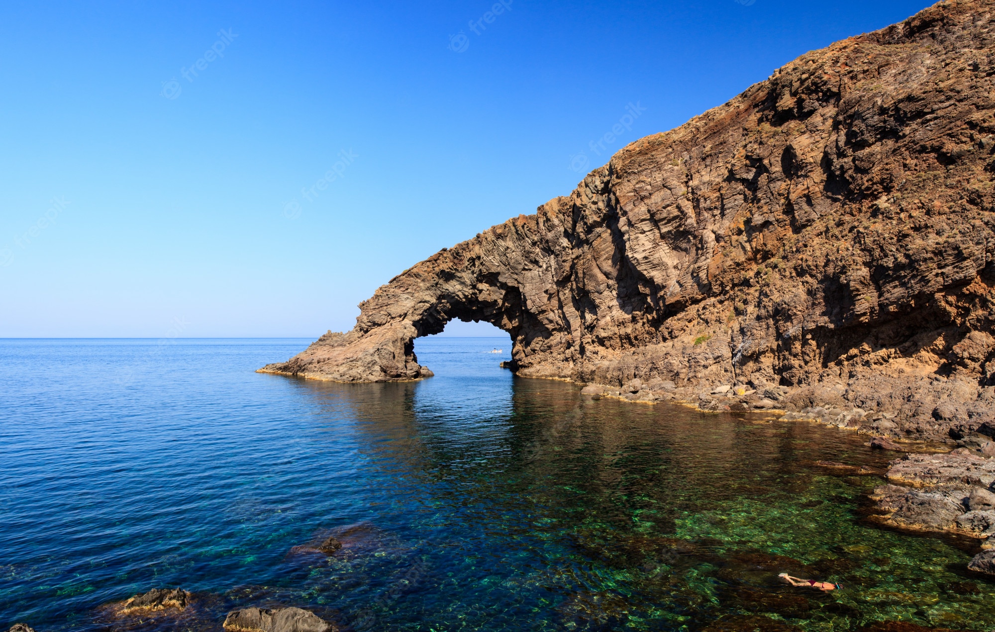 DP Vacanze a Vela arco-dell-elefante-pantelleria